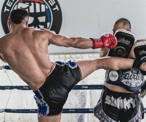 MMA vs Kickboxing: Which is Right for You? - Spark Membership: The #1 ...