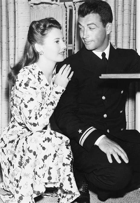 Barbara Stanwyck Barbara And Husband Robert Taylor At Home 1942 Old