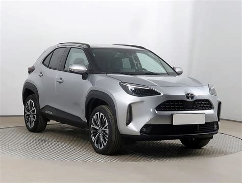 Toyota Yaris Cross 1 5 VVT IE E Four 85kW SUV SUV Benzin