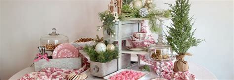 How To Create The Perfect Display For Your Christmas Cookie Party