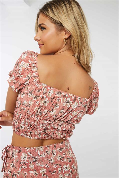 Floral Ultra Crop Milkmaid Top Ardene