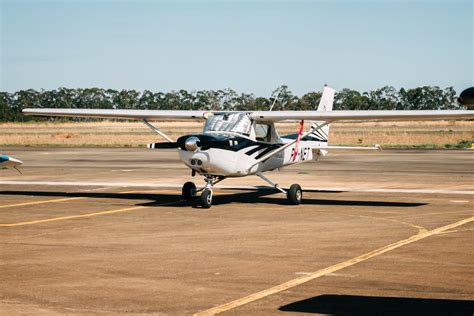 Light Aircraft at Airport · Free Stock Photo