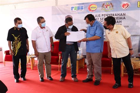 Majlis Penyerahan Surat Setuju Terima Sst Dan Pecah Tanah Projek