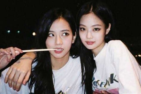 Momen Kompak Jennie Dan Jisoo Blackpink Selalu Bikin Gemas