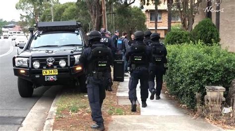 Tactical Police Carry Out Raids In Sydneys Southwest Daily Telegraph