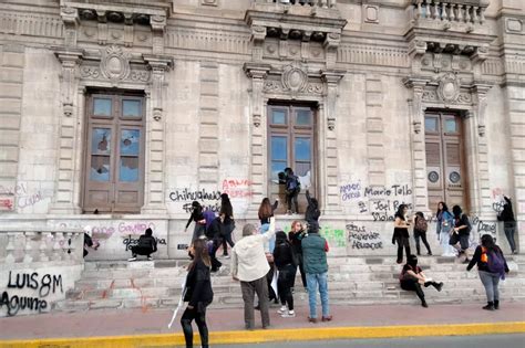 Arriba Marcha M Al Palacio De Gobierno