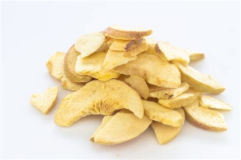 Freeze Dried Peach Slices 150g • Gaults Deli