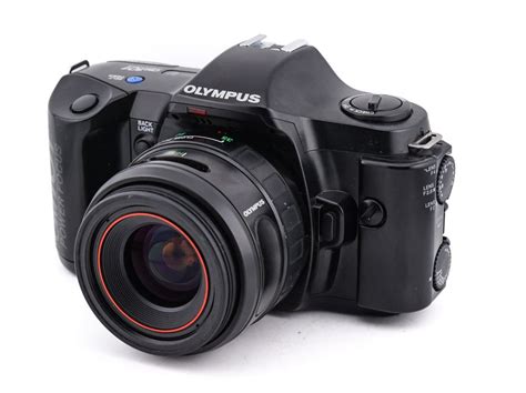 Olympus OM101 + 35-70mm f3.5-4.5 AF Zoom