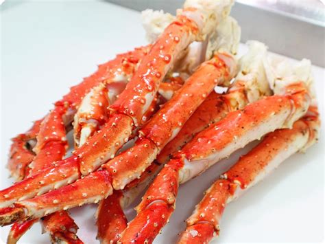 Big Alaska Seafood Red King Crab Legs Super Colossal By