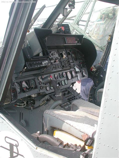 Aircraft in Detail - Westland Lynx Walkaround Gallery | Westland lynx ...