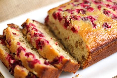 Whole Cranberry Bread | RecipeLion.com