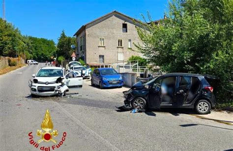 Incidente Stradale A San Tommaso Tre Feriti 81enne Non Ce Lha Fatta