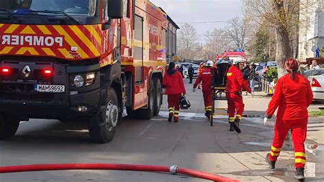 Incendiu La Un Apartament De Pe Aleea Egretei Cu De Evacua I