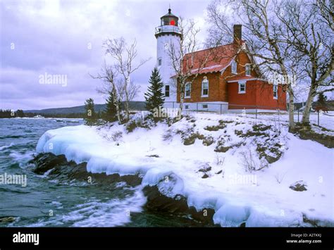 Eagle Harbor Lighthouse In Winter Usa Michigan Keweenaw Peninsula