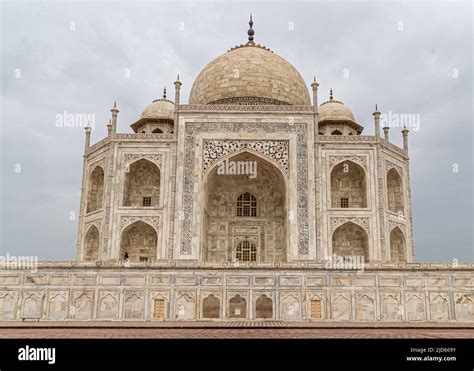 Taj Mahal Geometry Hi Res Stock Photography And Images Alamy