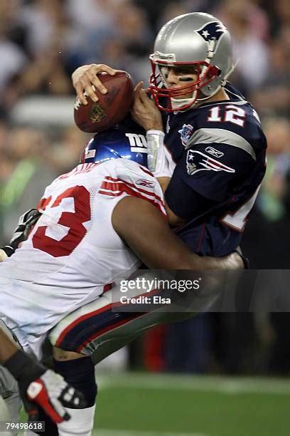 Tom Brady Sack Photos And Premium High Res Pictures Getty Images