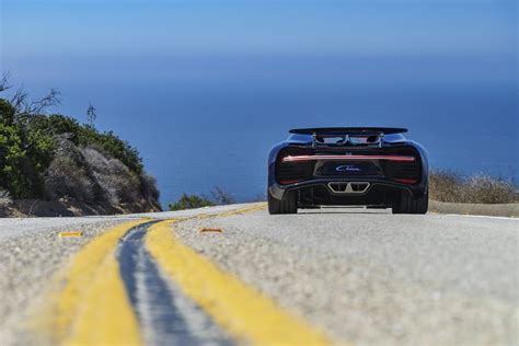 Bugatti Chiron Makes U.S. Debut at The Quail, Has 300 MPH Speedometer ...