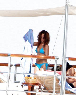 Rihanna In Blue Bikini On Yacht In St Tropez Porn Pictures Xxx Photos Sex Images