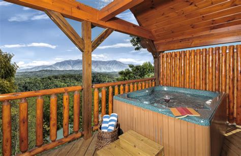 Outrageous Cabins LLC (Sevierville, TN) - Resort Reviews - ResortsandLodges.com