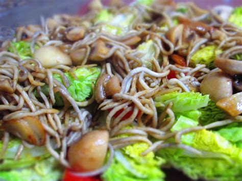 Ensalada Templada De Champi Ones Y Gulas Disfruta De Esta Receta Gourmet