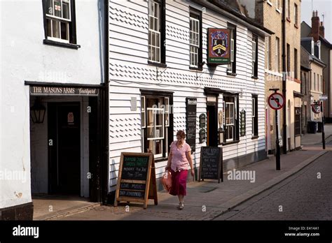 Bury St Edmunds Pubs Hi Res Stock Photography And Images Alamy