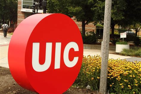 Uic Finance 444
