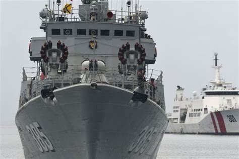 Tni Al Kerahkan Kapal Perang Di Laut Natuna