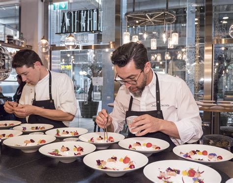 Quique Dacosta en los restaurantes Ibérica Dénia