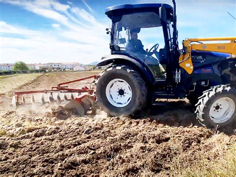 Crawler Combine Harvester Weichai Lovol Intelligent Agricultural