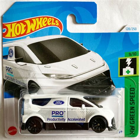 Hot Wheels Ford Performance Supervan weiß scale