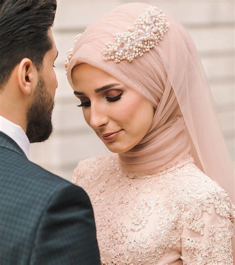 Beautiful Hijab Wraps To Try On Your Wedding Day Hijab Fashion