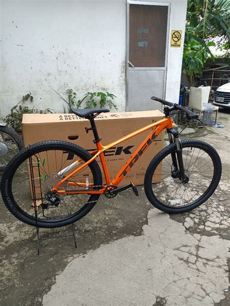 Trek marlin 6, Sports Equipment, Bicycles & Parts, Bicycles on Carousell