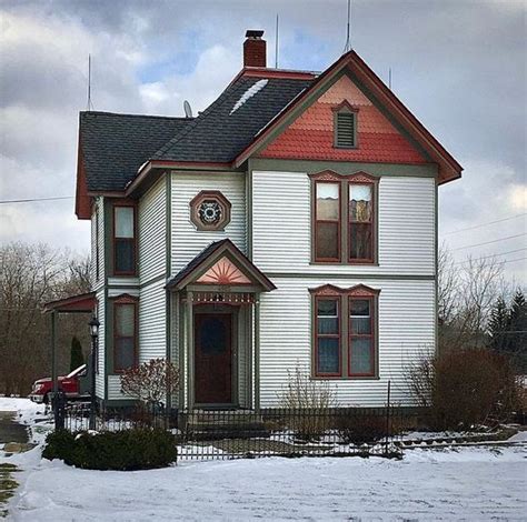 Almont, Michigan | Victorian homes exterior, Victorian homes, Old house ...