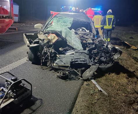 Tragiczny wypadek na trasie Olsztyn Olsztynek Zginął 33 latek