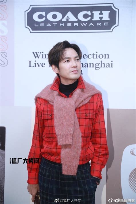 Sự kiện hot nhất hôm nay Dương Tử đơ cứng bị đàn em nữ thần dìm nhan sắc Chung Hán Lương