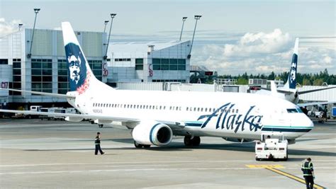 Alaska Airlines Restarts In Flight Food And Drink Service Airguide