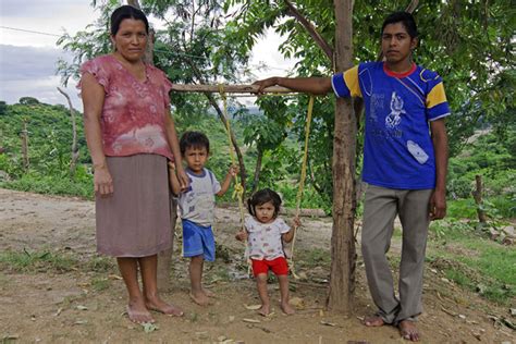 Busca Fot Grafa Chiapaneca Difundir Los Valores De Las Familias Pobres