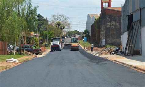 Para Mayor Conectividad Avanzan Los Trabajos De Asfalto En El Barrio