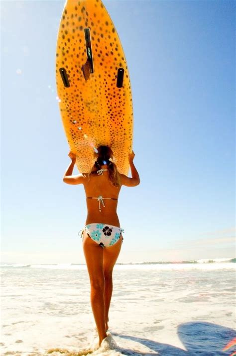 Pin By Cq Qc On Cq Waves Boards Chicks Surfing Surf Girls