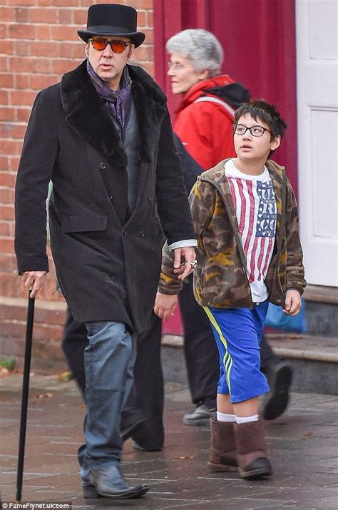 Nicolas Cage Y Su Hijo Kal El