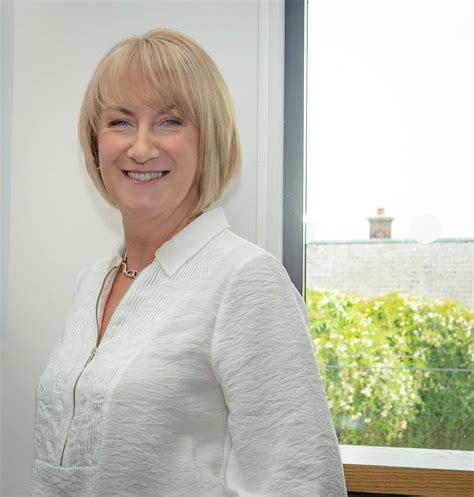 how old is elizabeth johnston 6