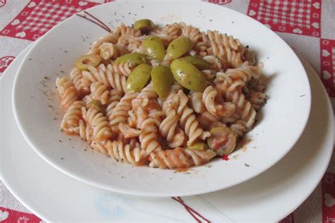 Fusilli Di Riso Con Crema Di Melanzane E Olive Fidelity Cucina