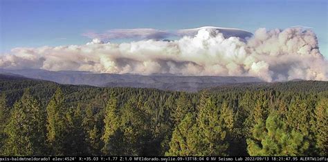 Photos Of Smoke Columns Not Often Seen Wildfire Today