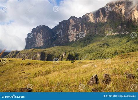 Mount Roraima with Waterfalls Stock Photo - Image of mount, water ...