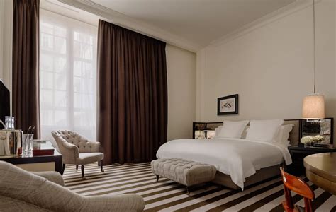 Luxury Grand Premier Room | Rosewood London