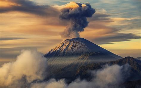 Volcano Eruption Disaster Management Hd Wallpaper Pxfuel