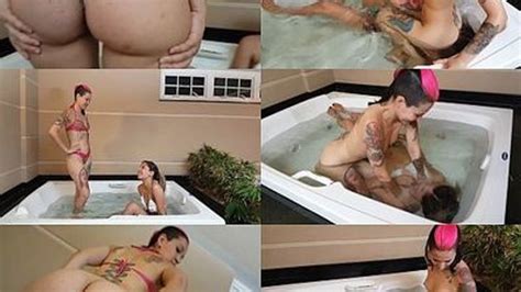 LESBIAN UNDERWATER MF FACESITTING UNDERWATER VOL Top Girl LOLA