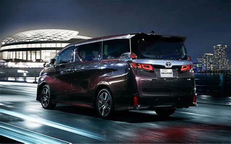 Toyota Vellfire Luxury Mpv Launch Date In India Revealed Check Specs