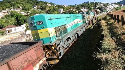 Trem Cargueiro Misto Vagões Abertos Transportando Carvão Mineral e