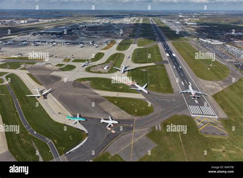 Heathrow Airport Aerial View Tarmac Hi Res Stock Photography And Images